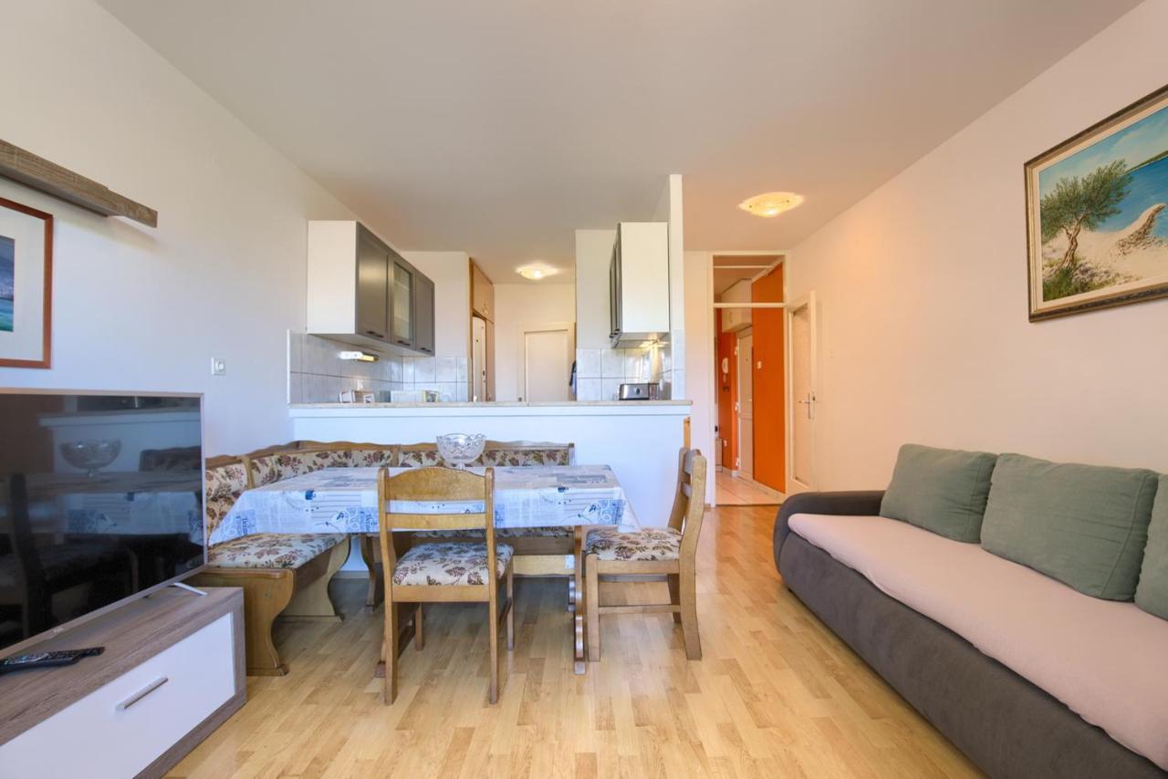 Apartment Stefan Pula Luaran gambar